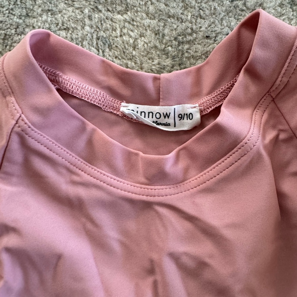 Minnow Unisex Rose Quartz Rashguard - Picture 2 of 4